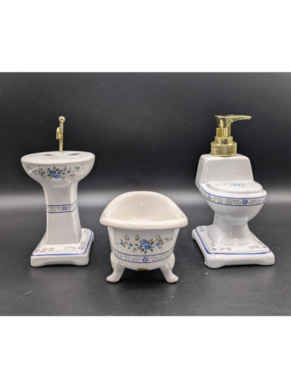 Collections Etc 3 Piece Bathroom Accessory Set Toilet Tub Sink Soap Toothbrush